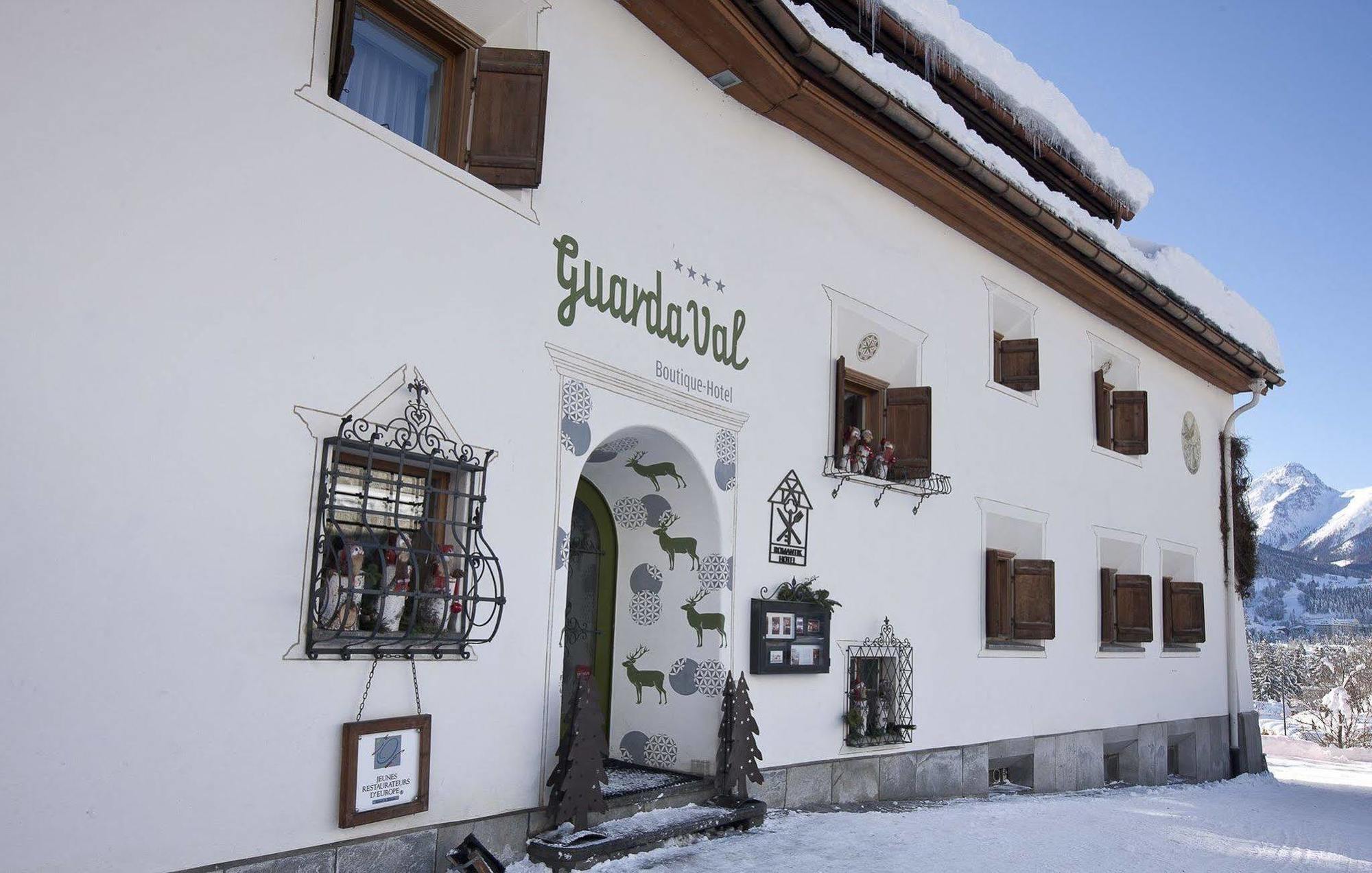 Engadiner Boutique-Hotel Guardaval Scuol Eksteriør bilde